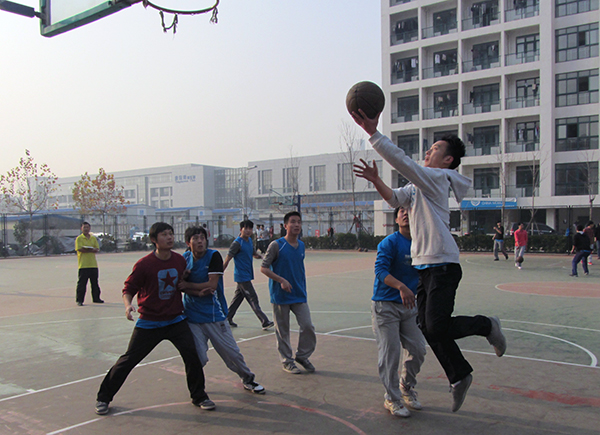 3V3篮球比赛现场