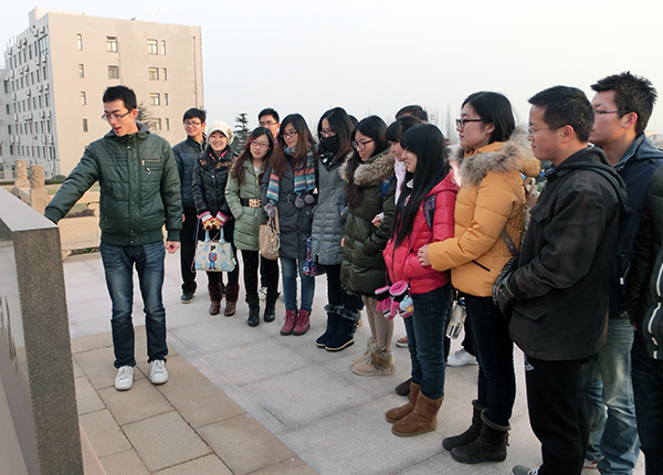 黄岛油库烈士纪念亭